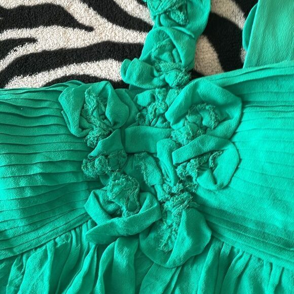 BCBG maxazaria emerald green asymmetrical one shoulder ruffle silk mini dress - Picture 7 of 16